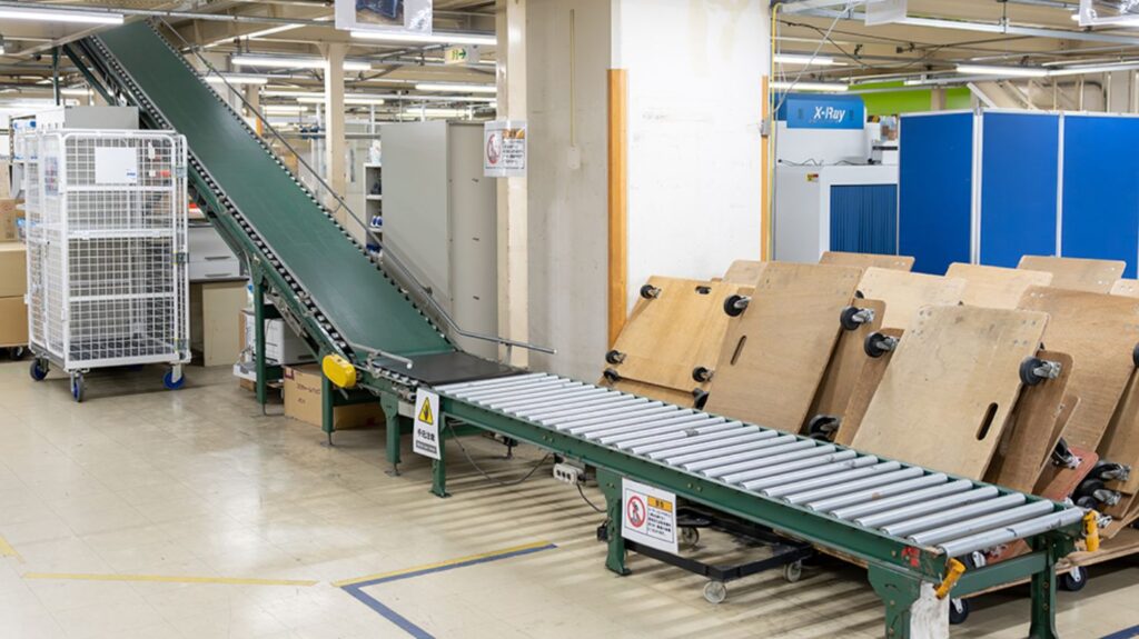 皮革製品修理 :商流と納品先に合わせた物流構築のノウハウ